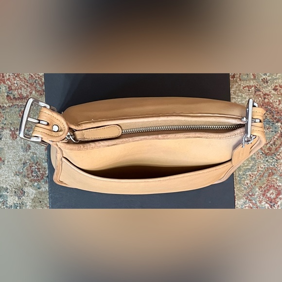 Vintage Coach Legacy Bag 9966 Camel w/Silver Nickel Hardware - Picture 8 of 14
